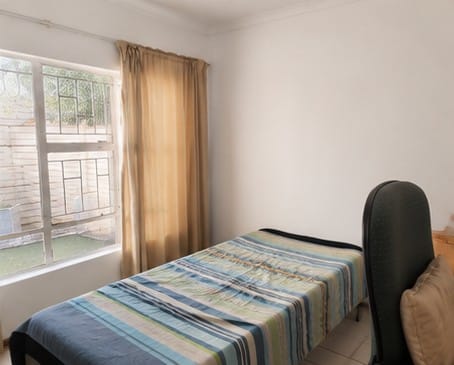 2 Bedroom Property for Sale in Langenhovenpark Free State